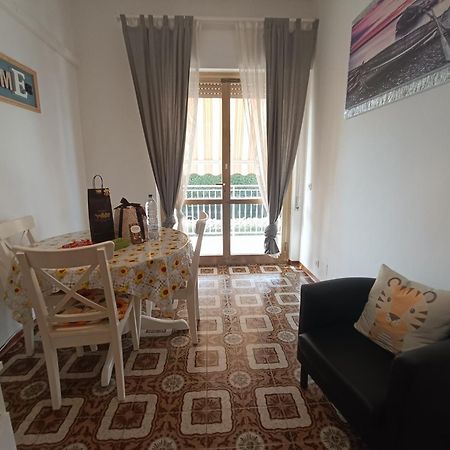 Le Palme 98 "Casa Vacanze" Λίντο ντι Καμαϊόρε Εξωτερικό φωτογραφία