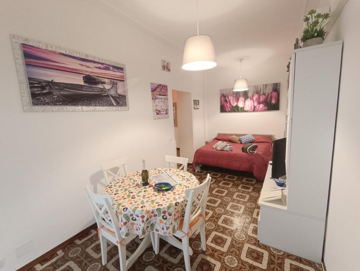 Le Palme 98 "Casa Vacanze" Λίντο ντι Καμαϊόρε Εξωτερικό φωτογραφία