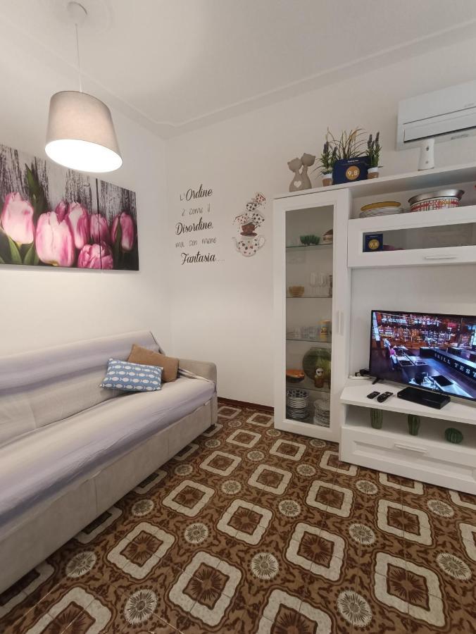 Le Palme 98 "Casa Vacanze" Λίντο ντι Καμαϊόρε Εξωτερικό φωτογραφία
