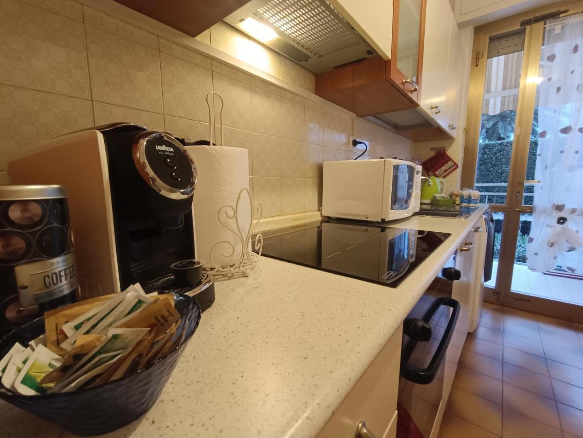 Le Palme 98 "Casa Vacanze" Λίντο ντι Καμαϊόρε Εξωτερικό φωτογραφία